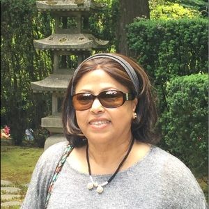 Meet your Posher, Lestine